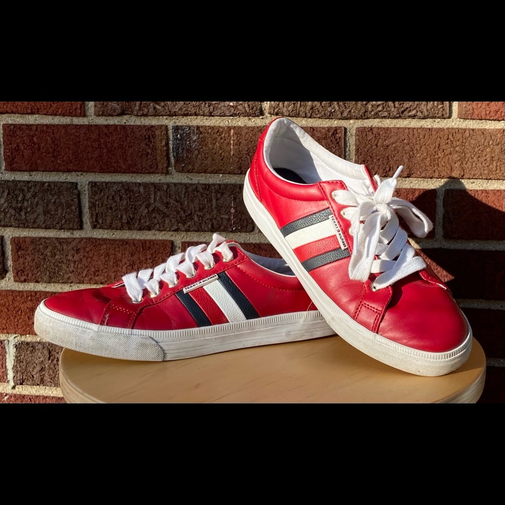 Tommy Hilfiger red leather low top sneakers